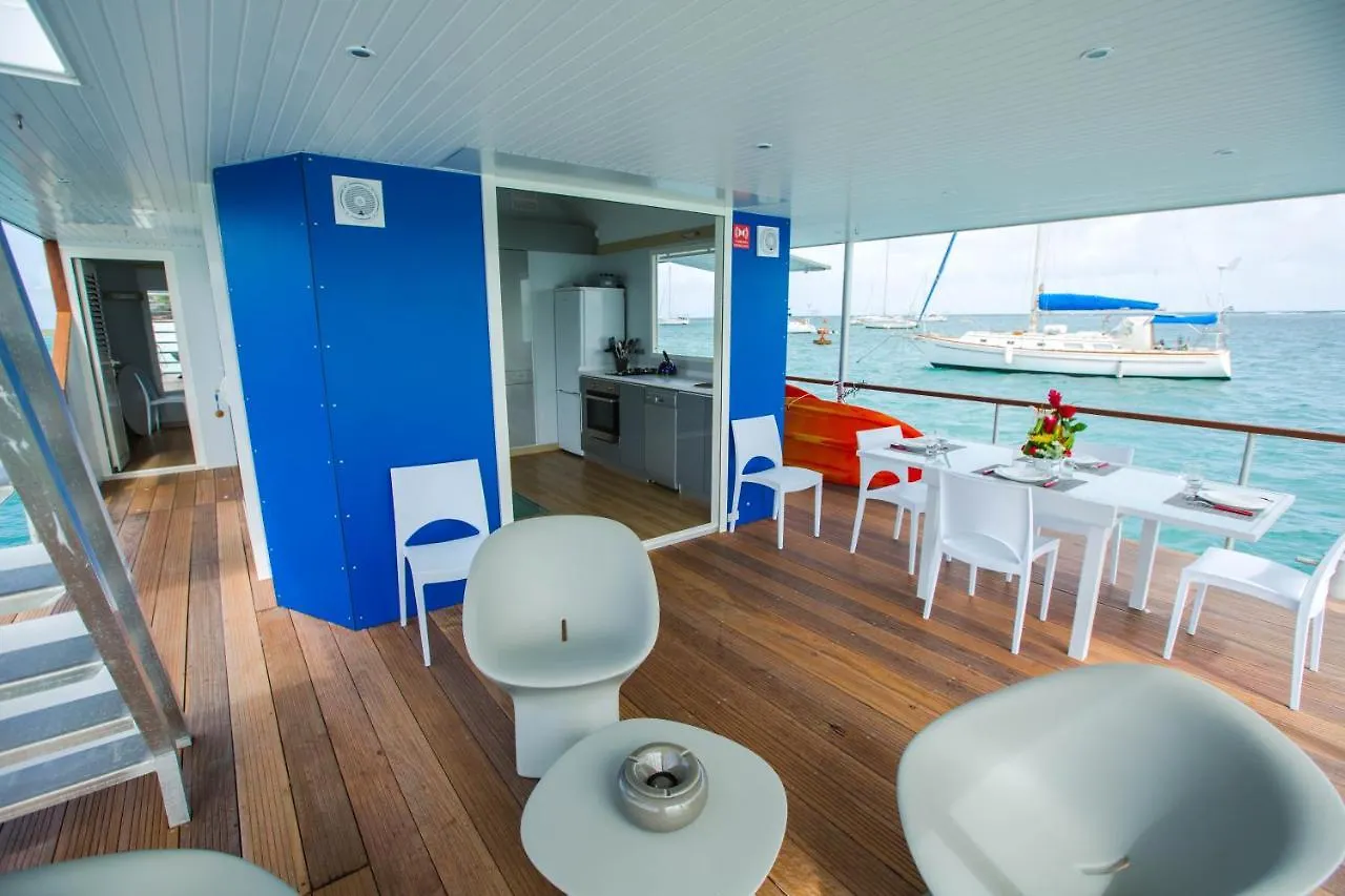 Aqualodge, Les Saintes, Terre De Haut Πλωτό κατάλυμα