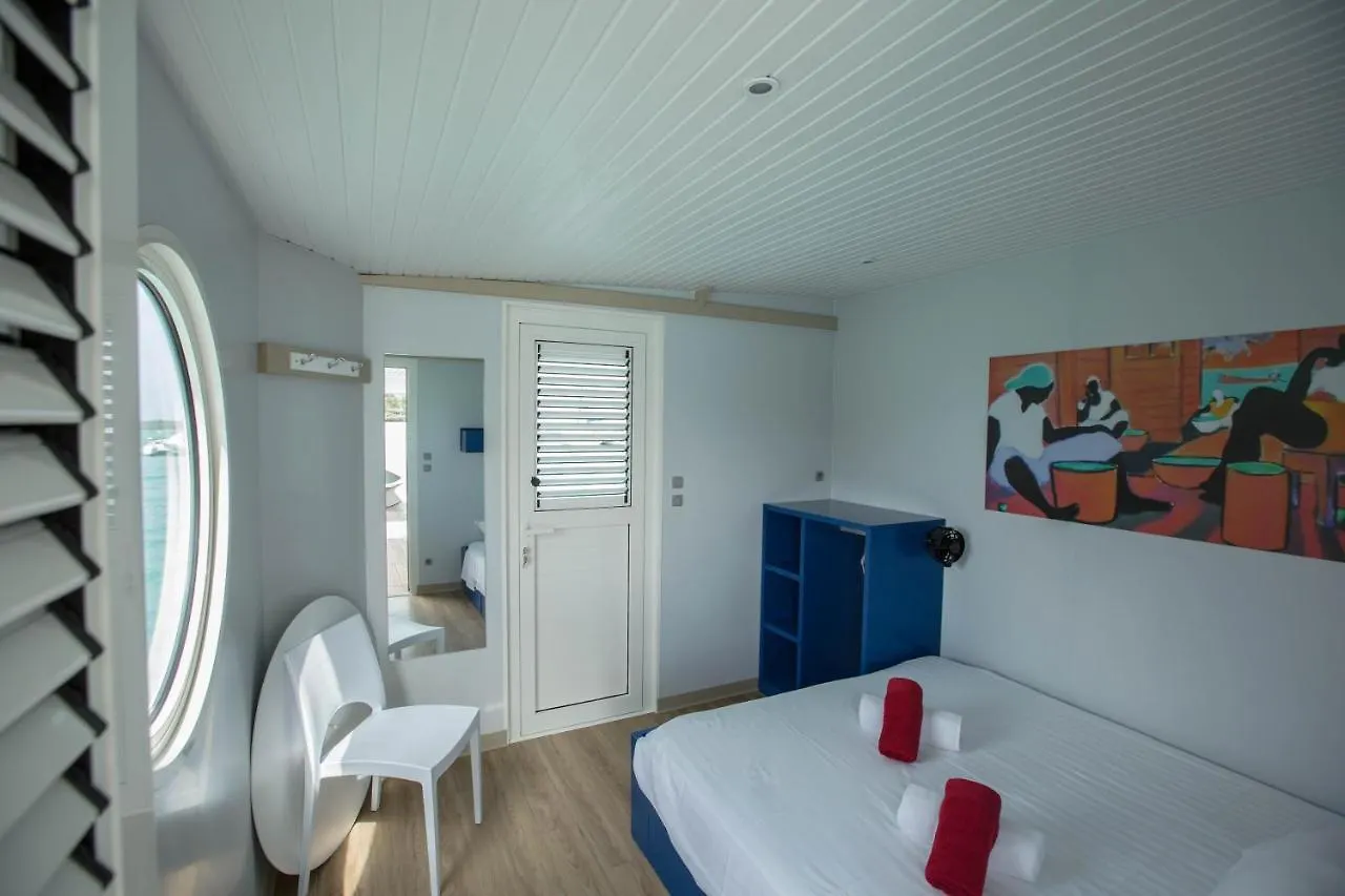 Πλωτό κατάλυμα Aqualodge, Les Saintes, Terre De Haut